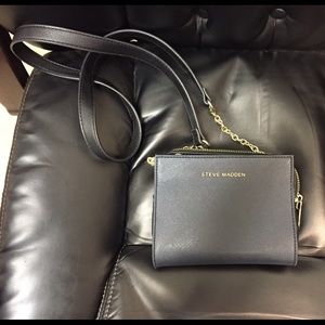 Navy and black Steve Madden cross body
