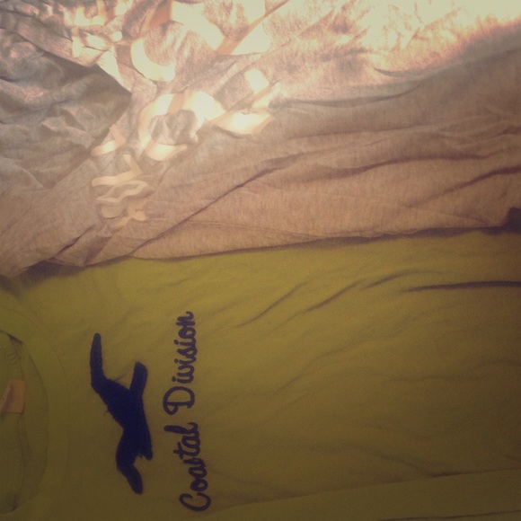 Hollister shirt bundle