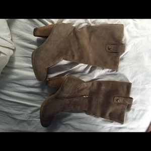 Sexy mid knee heeled boots