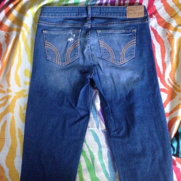 SOLD❗️Hollister jeans - Picture 3 of 4