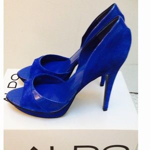 Aldo Cobalt blue peep toe pumps.