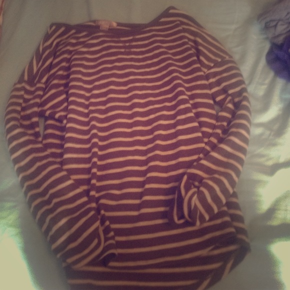 Fashionable striped shirt