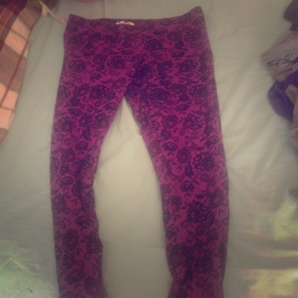Cute purple leggings