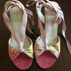 🇺🇸Coach Wedges with Ballerina Ties Size 6 1/2