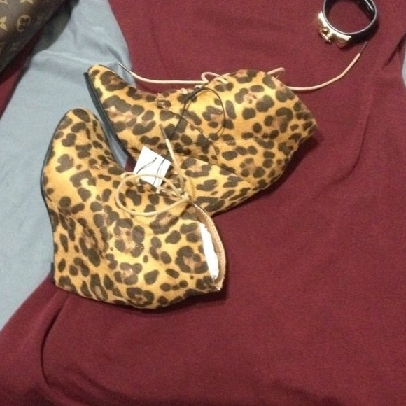 Cheetah wedge booties