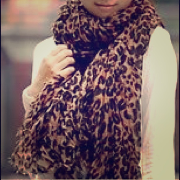 Oversized cheetah scarf
