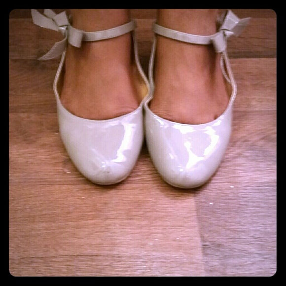 Nine West Flats