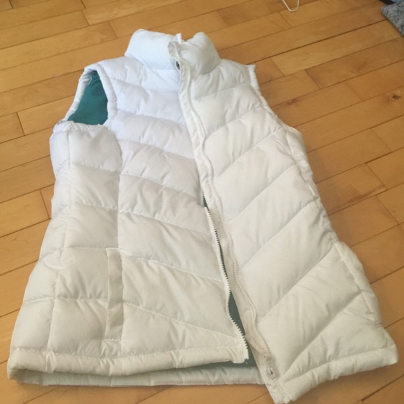 White vest