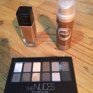 Maybelline makeup bundle.