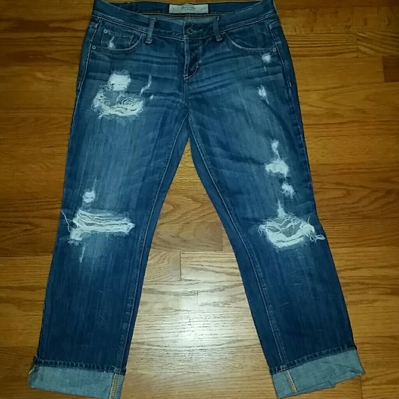 Ambercrombie & fitch capris