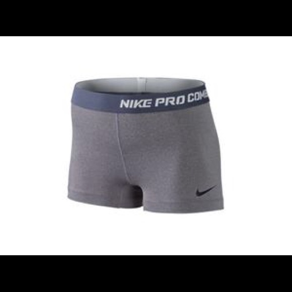 Women's Nike Pros *$0.99 SHIPPING TODAY*
