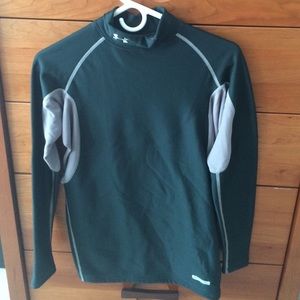 UA men's large green long sleeve shirt
