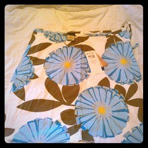 Columbia NWT size 12 woman's skirt