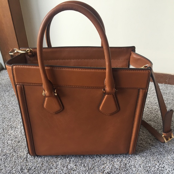 MK BAG SOLD ON MERC - Picture 4 of 4