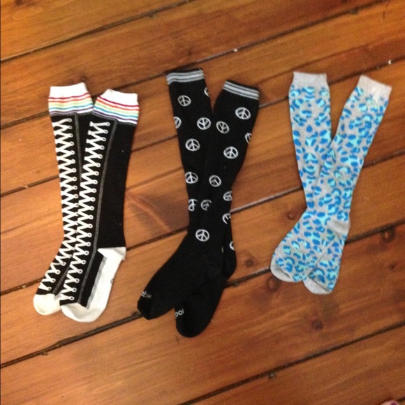 ⭐️Knee high bundle!!⭐️