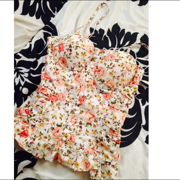Floral peplum tank