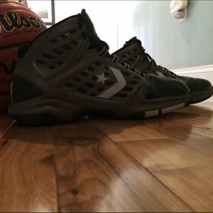 Converse Men's basketball sneakers