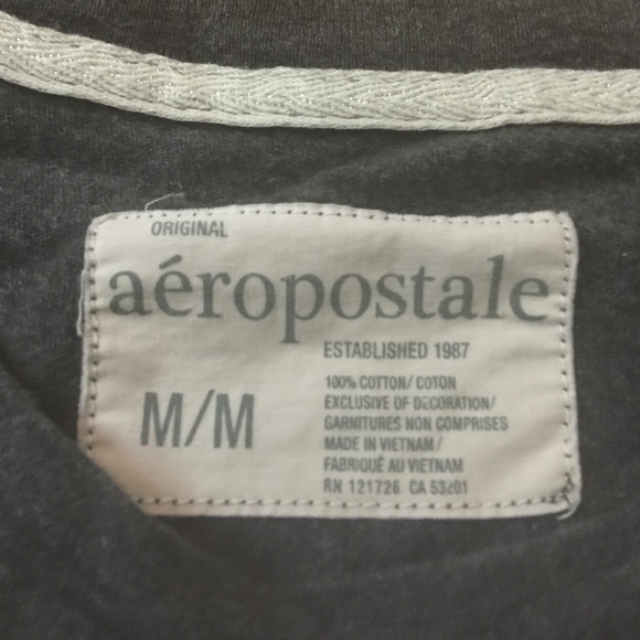 T-Shirt - Picture 2 of 2