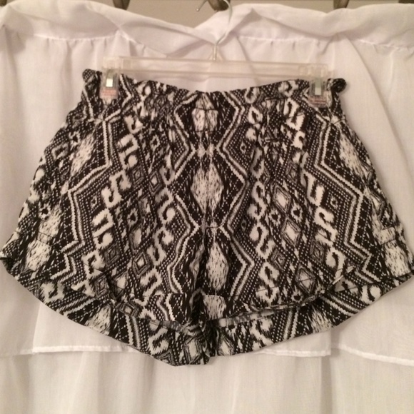 Black and white stretchy shorts