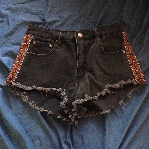 Black denim high-waisted shorts