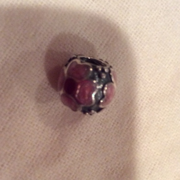 Pandora NWT flower bead - Picture 2 of 3