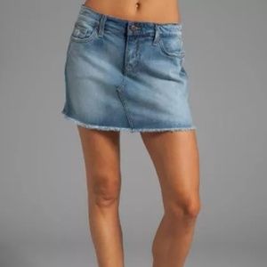 Joe's jean skirt Mila mini cut off sz 28