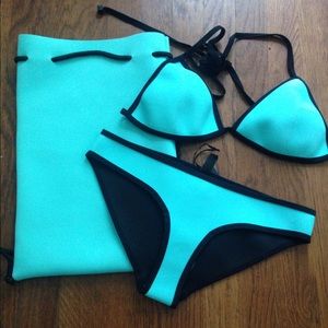 Triangl Chloe in Santa Rosa Splash