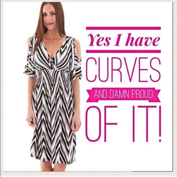 🚫sold! Summer dress with cold shoulder