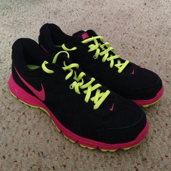 Nike Revolution 2 Trainers