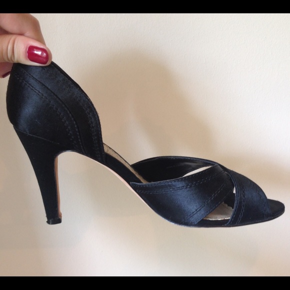 White House Black Market Black Heels 6.5