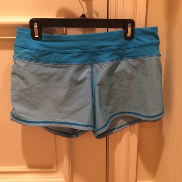 lululemon athletica Pants - Lululemon Groovy Run Shorts