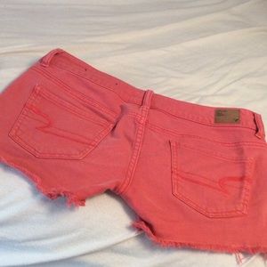 American Eagle Midi Coral Shorts