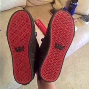 RED CARPET VADER SUPRAS