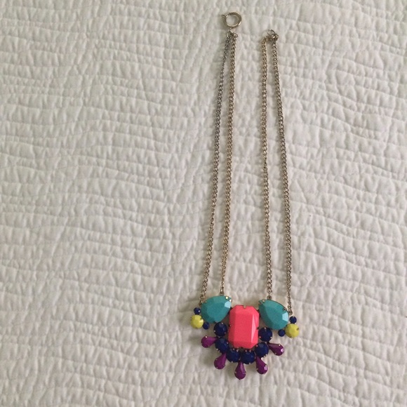 🚫SOLD🚫Colorful statement necklace - Picture 2 of 2