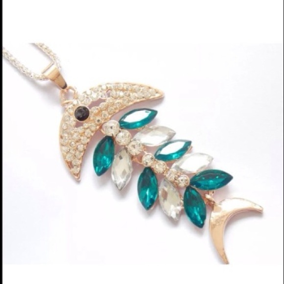 NEW Rhinestone Fishbone Pendant Necklace - Picture 1 of 3