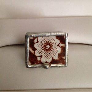 “broken” china ring