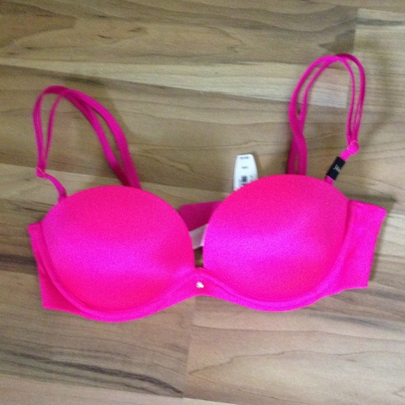Victoria's Secret Very Sexy Strapless bra