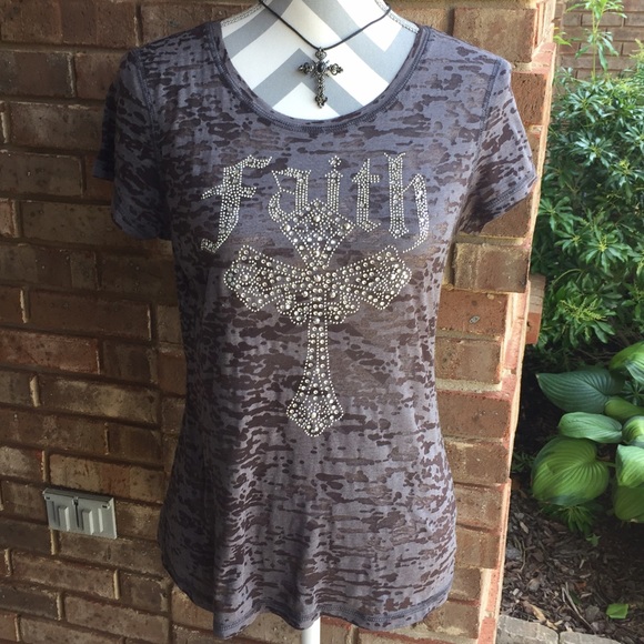 Black "Faith" Christian Cross Burnout Tee Medium