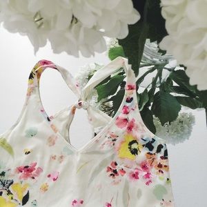 || 🎉 Host Pick 🎉 || Floral High Low H&M Dress ||