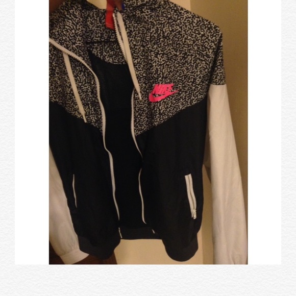 Nike windbreaker