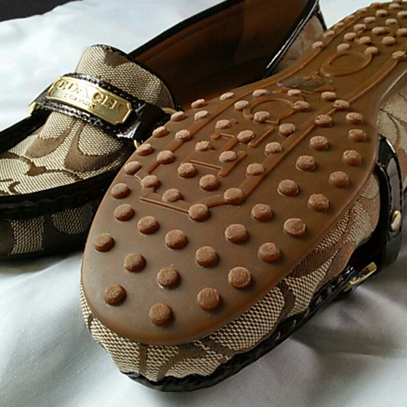 Shoes - Picture 3 of 3