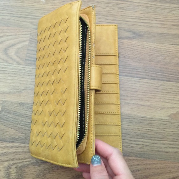 Wallet - Picture 4 of 4