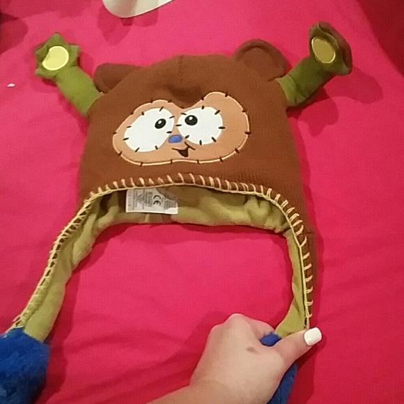 Hat - Picture 2 of 2