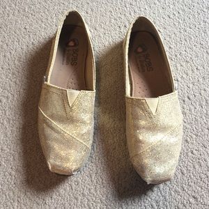 Gold sparkle shoes
