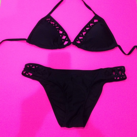 Black cut out bikini