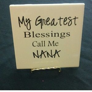 Nana plaque