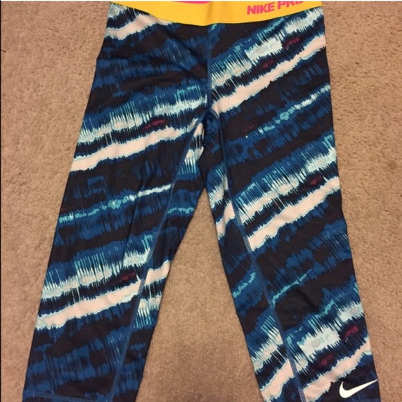 Nike pro