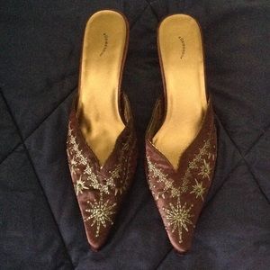 Women's shoes
