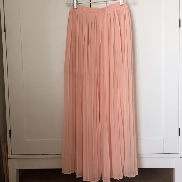SOLD Maxi Forever 21 skirt - Picture 2 of 4