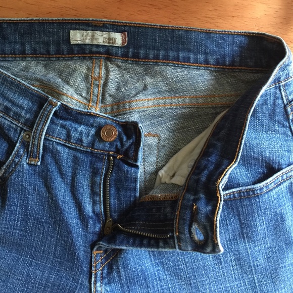 Levi Strauss Curvy Bootcut Jeans- Size 8
